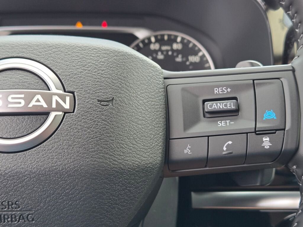 New 2026 Nissan Pathfinder SV w/ Cargo Package AWD/4WD image 31