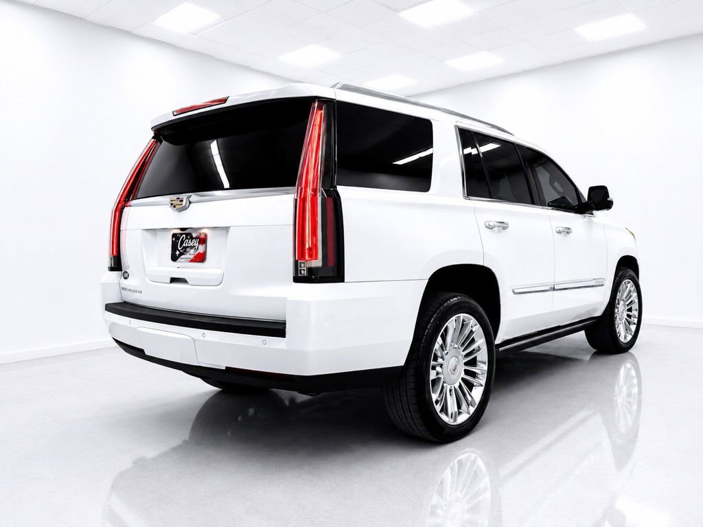 Used 2016 Cadillac Escalade Platinum AWD/4WD image 4