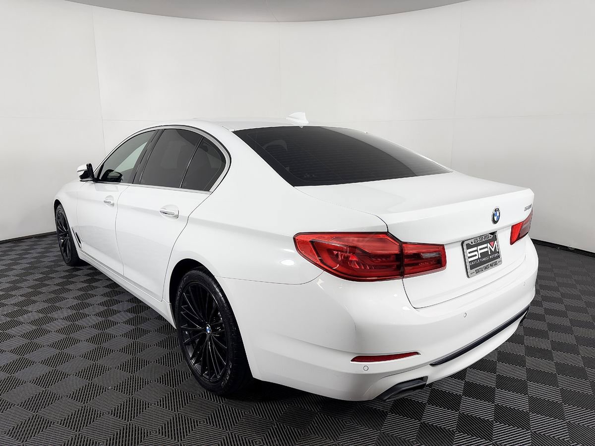 Used 2017 BMW 540i RWD image 16