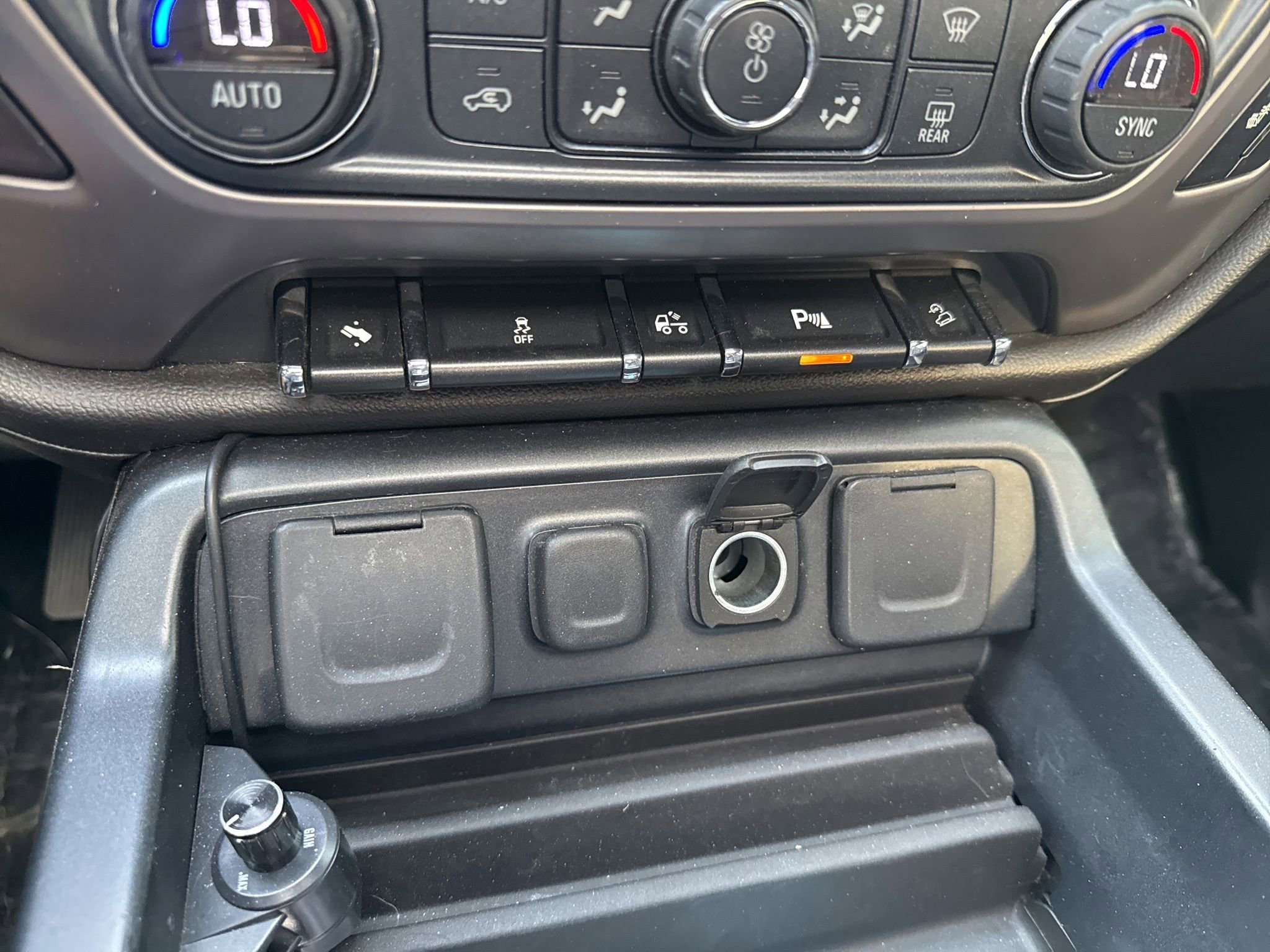 Used 2014 GMC Sierra 1500 SLT AWD/4WD image 45
