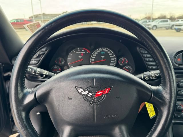 Used 2001 Chevrolet Corvette Convertible w/ Preferred Equipment Group2 RWD image 28