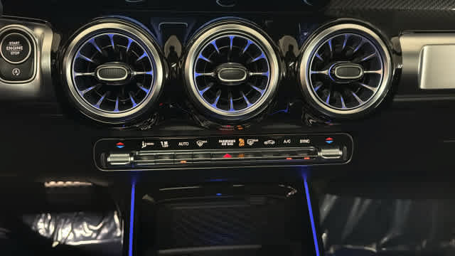 Certified 2026 Mercedes-Benz GLB 35 AMG 4MATIC image 25