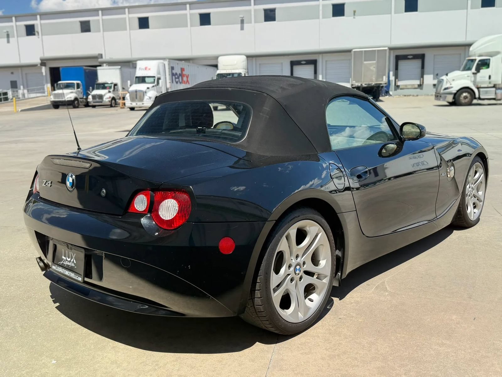 Used 2005 BMW Z4 3.0i RWD image 7