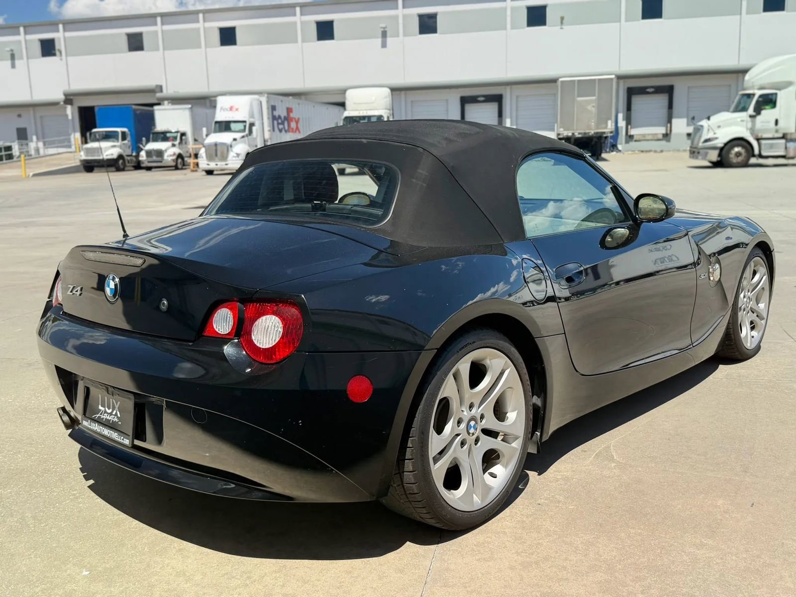 Used 2005 BMW Z4 3.0i RWD image 7