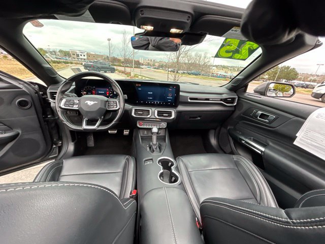 Used 2025 Ford Mustang Premium RWD image 21