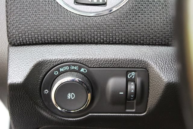 Used 2016 Chevrolet Cruze LTZ FWD image 16