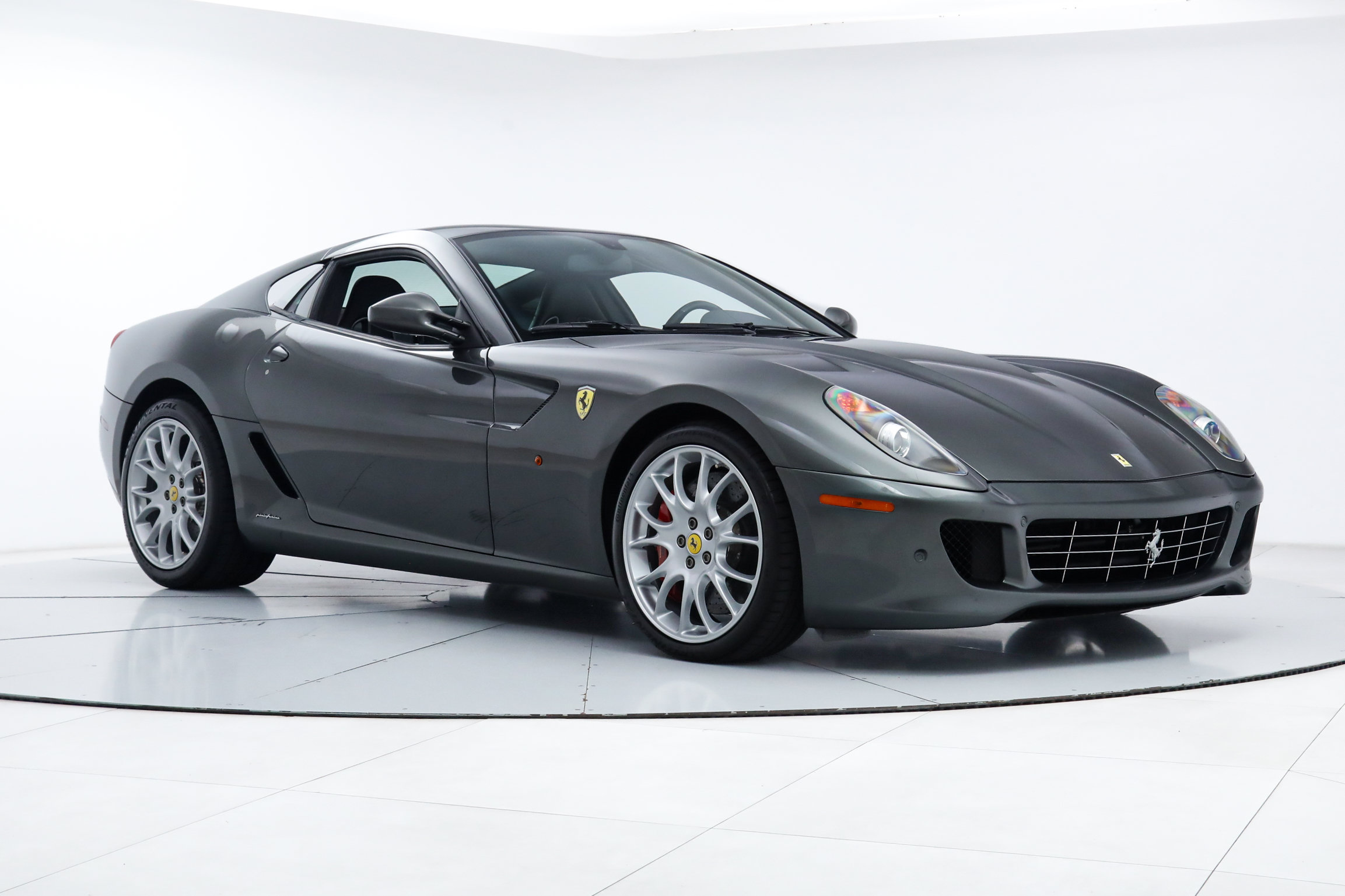 Used 2009 Ferrari 599 GTB Fiorano RWD image 10