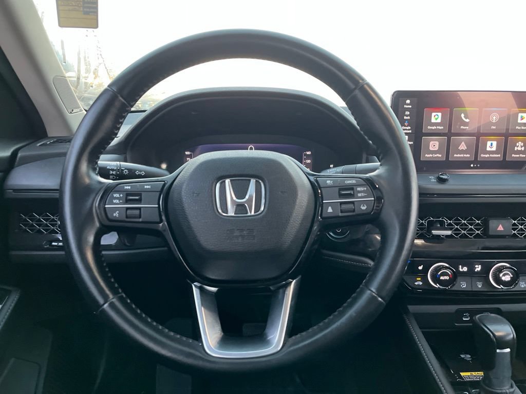Used 2023 Honda Accord Touring image 16