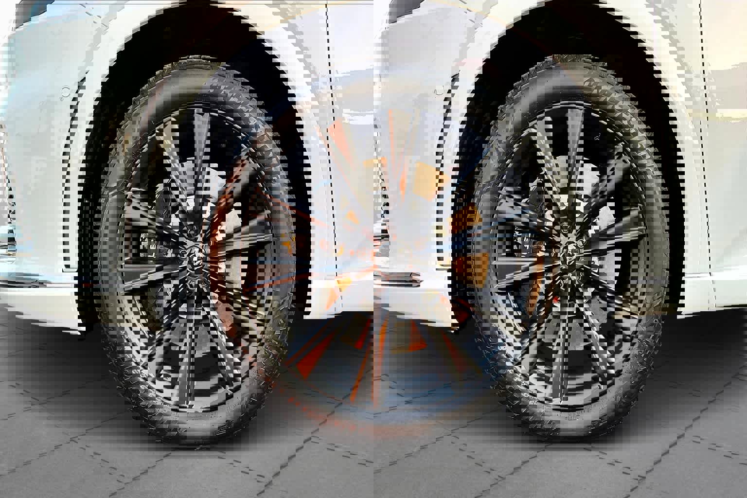 Used 2024 Lexus RX 500h F Sport w/ Convenience Package image 9