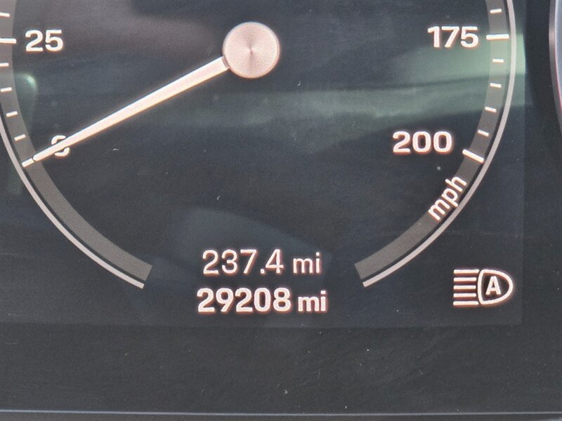 Used 2024 Porsche 911 Carrera 4 AWD/4WD image 9