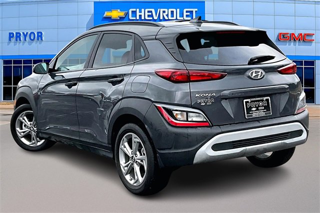 Used 2023 Hyundai Kona SEL image 4