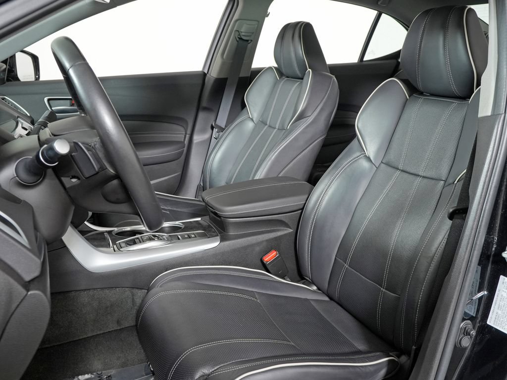 Used 2019 Acura TLX w/ Advance Package FWD image 13