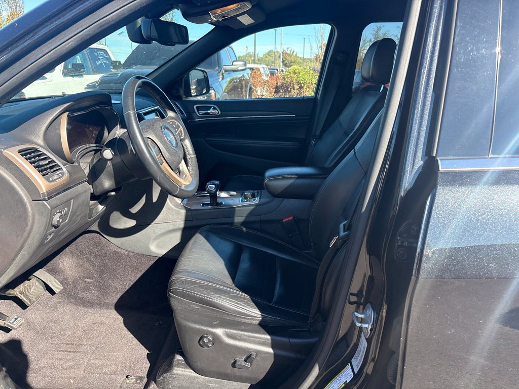 Used 2015 Jeep Grand Cherokee Limited w/ Trailer Tow Group IV AWD/4WD image 41