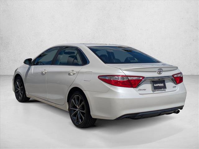 Used 2016 Toyota Camry XSE w/ Moonroof Package image 8