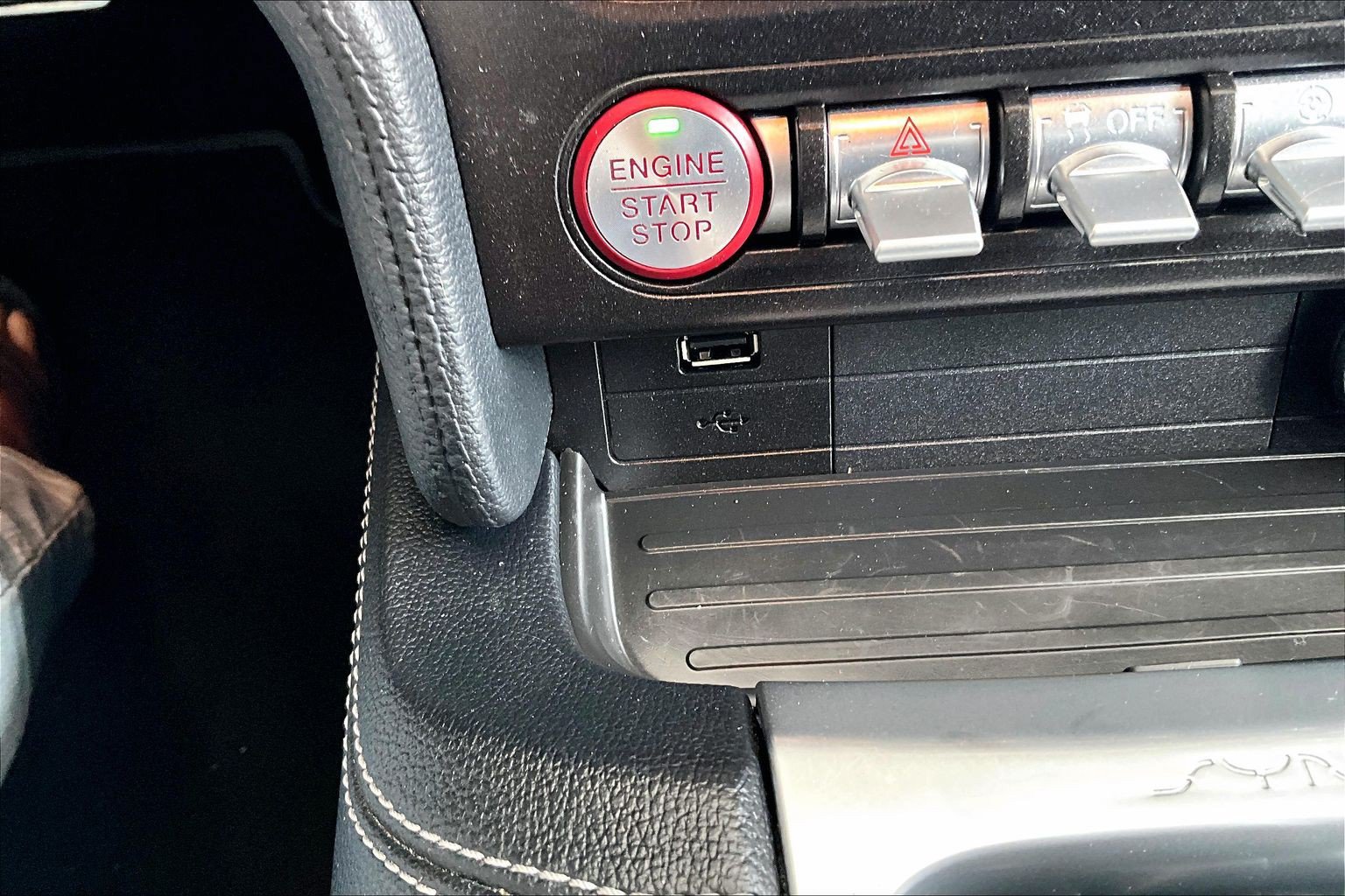 Used 2021 Ford Mustang GT Premium w/ Equipment Group 401A RWD image 16