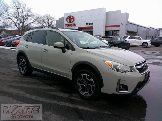 Used 2016 Subaru Crosstrek 2.0i Premium w/ Moonroof Package