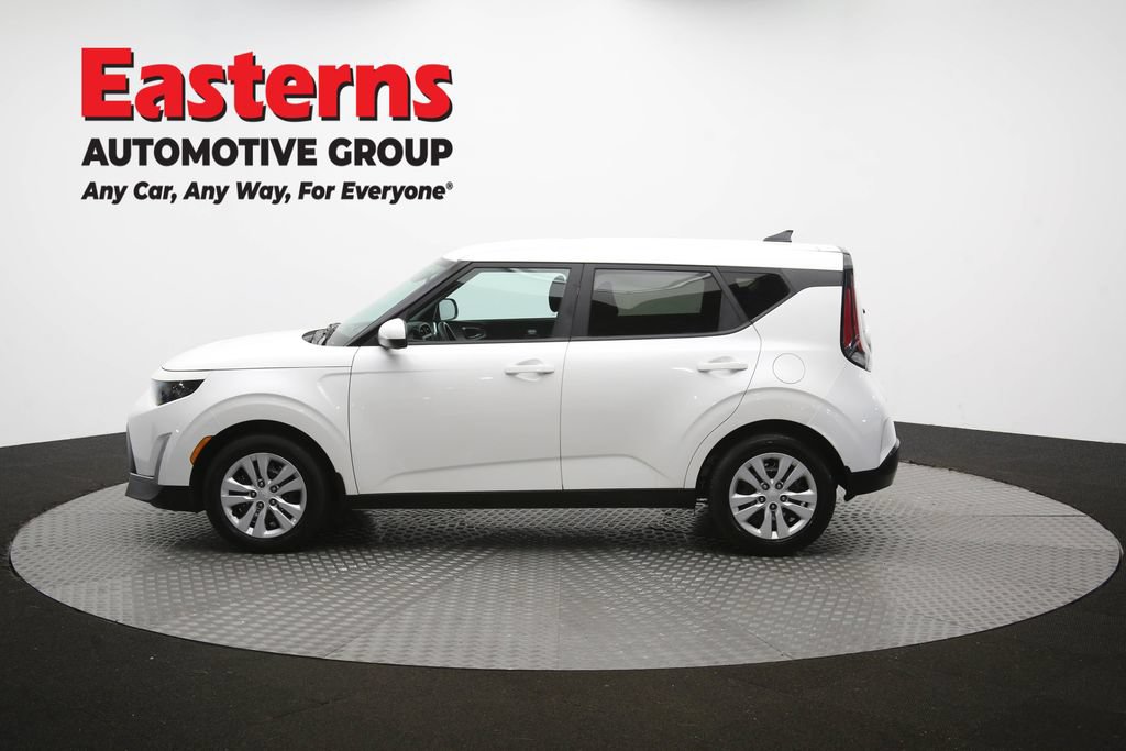 Used 2023 Kia Soul LX FWD image 58