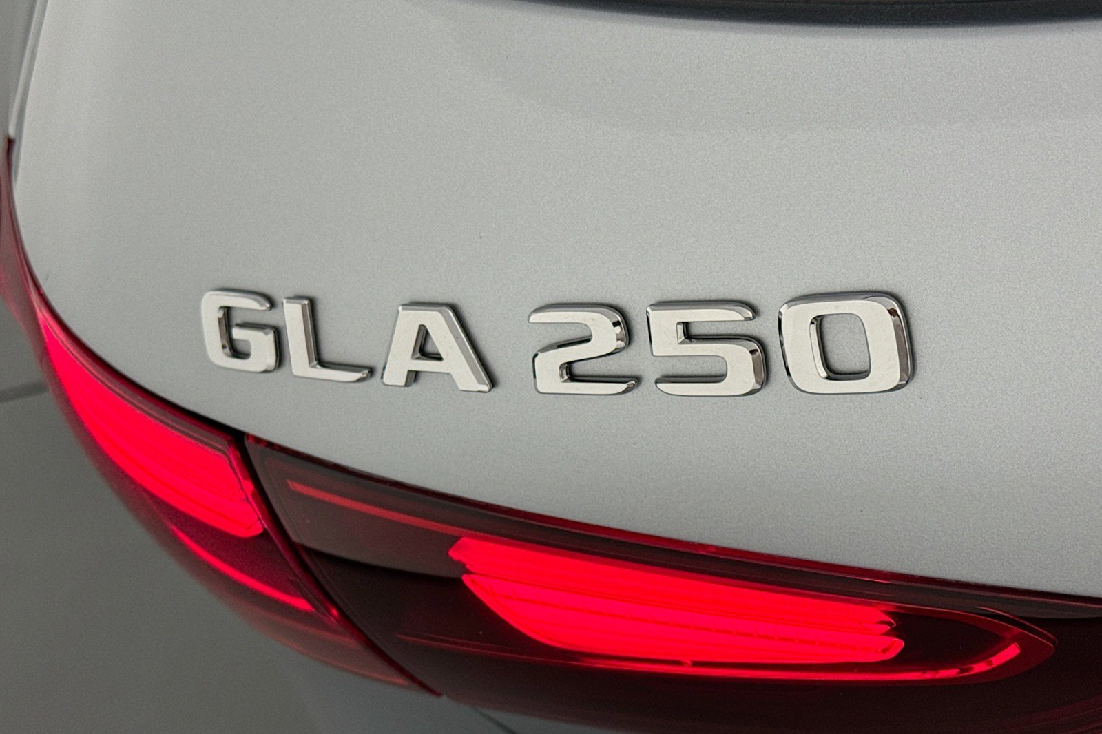 Certified 2026 Mercedes-Benz GLA 250 image 9