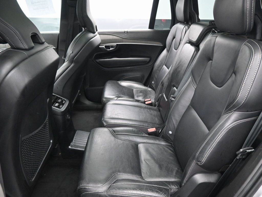 Used 2022 Volvo XC90 T8 Inscription image 29