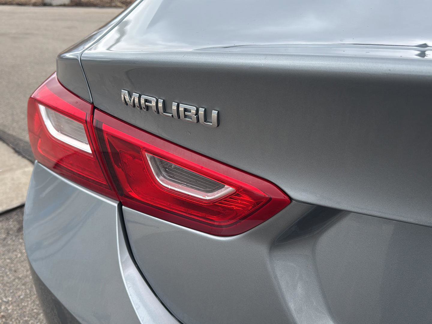 Used 2023 Chevrolet Malibu LT image 5