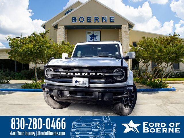 Used 2022 Ford Bronco Outer Banks AWD/4WD image 1