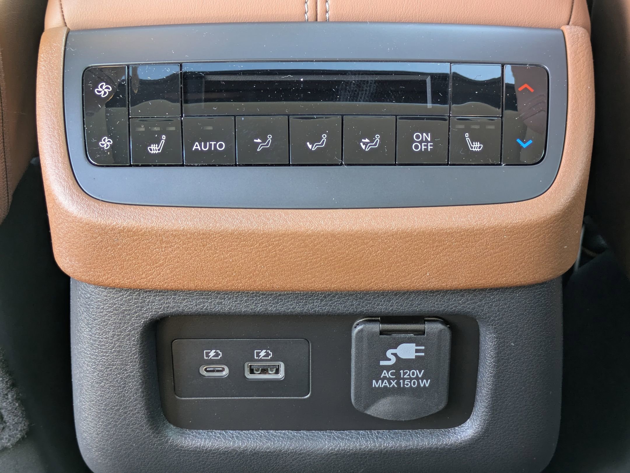 New 2025 Nissan Pathfinder Platinum w/ Cargo Package image 28