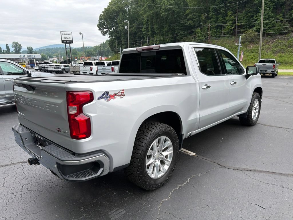Used 2021 Chevrolet Silverado 1500 LTZ w/ Z71 Off-Road Package AWD/4WD image 4