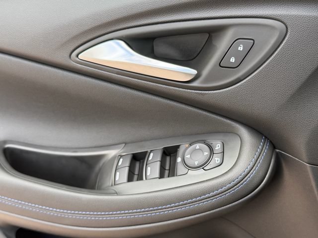New 2026 Buick Encore GX Sport Touring w/ Comfort Package FWD image 25