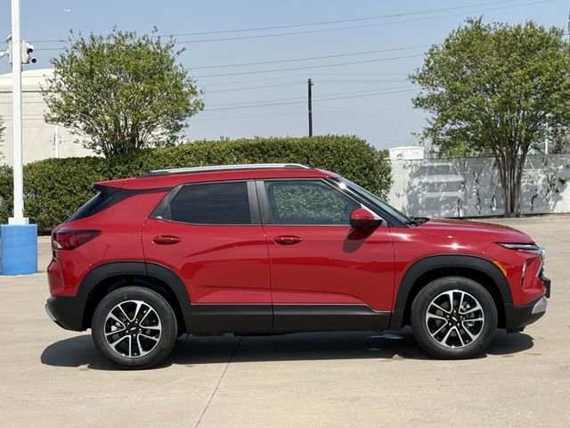 New 2026 Chevrolet TrailBlazer LT FWD image 3