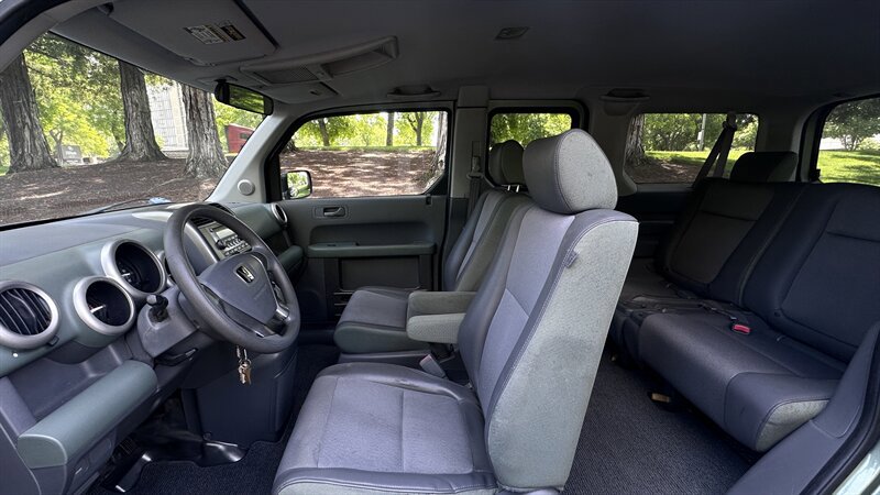 Used 2004 Honda Element EX image 11