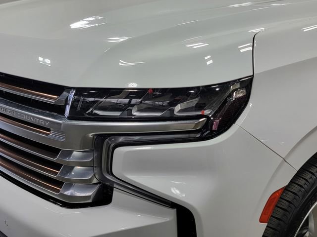 Certified 2023 Chevrolet Suburban High Country AWD/4WD image 8