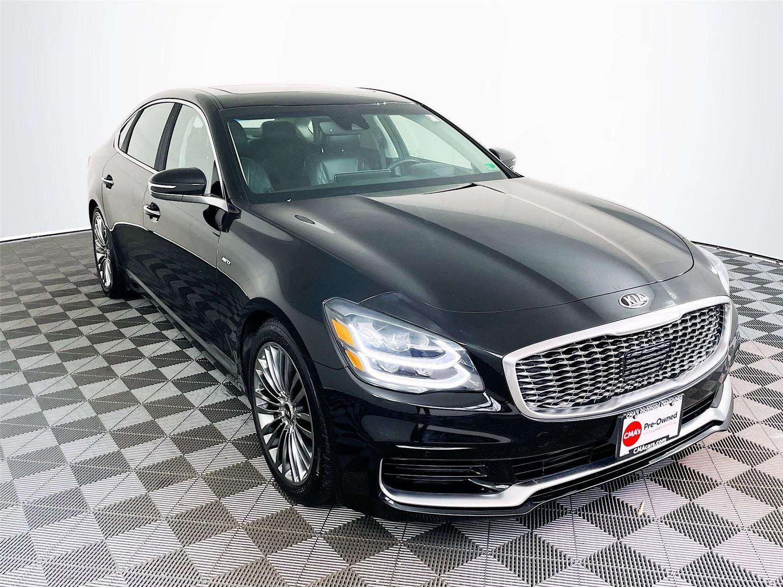 Used 2019 Kia K900 Luxury w/ VIP Package