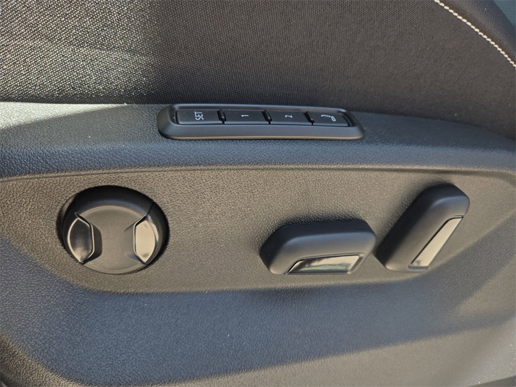 New 2025 Volkswagen Atlas SEL Premium R-Line image 19