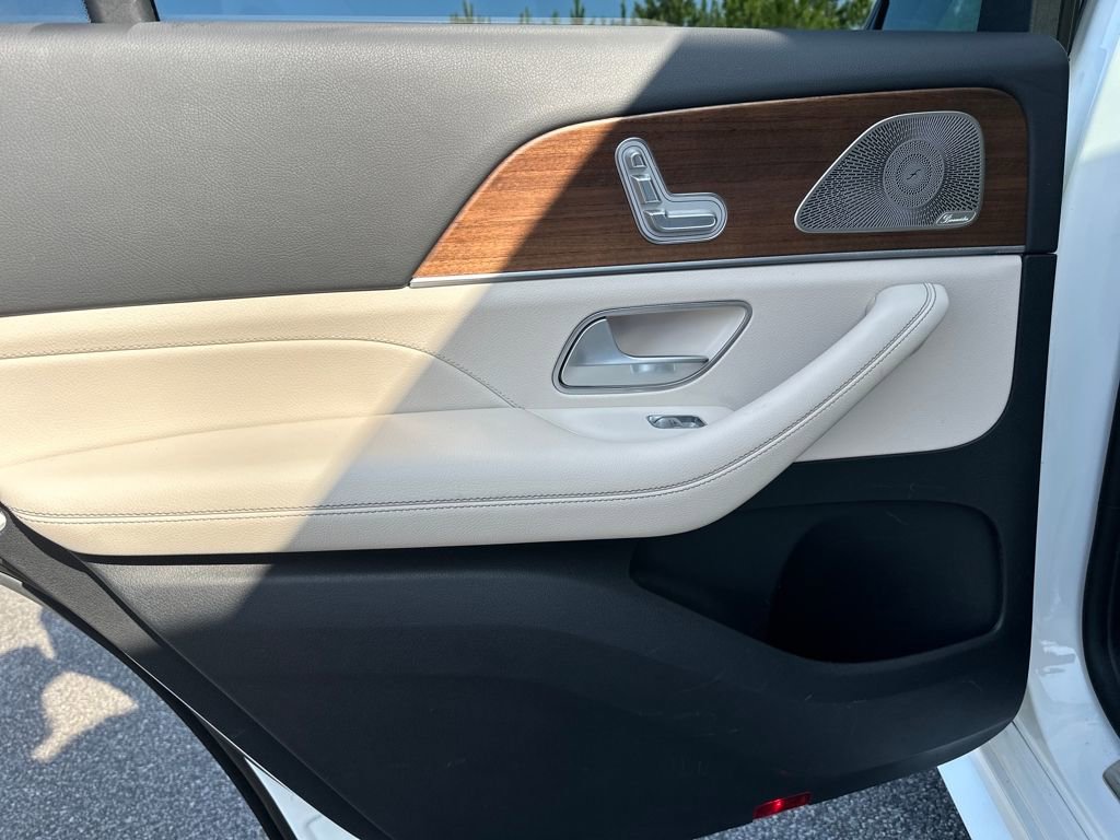 Certified 2024 Mercedes-Benz GLS 450 4MATIC image 32