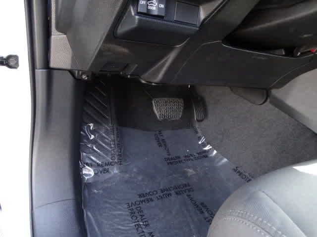 Used 2025 Toyota Tacoma SR5 AWD/4WD image 16