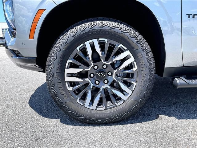 New 2026 Chevrolet Tahoe Z71 w/ Comfort Package AWD/4WD image 7