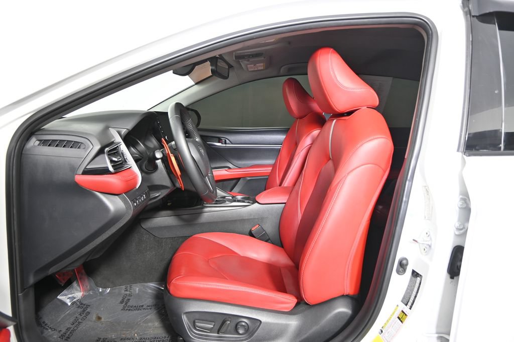 Used 2022 Toyota Camry XSE FWD image 20