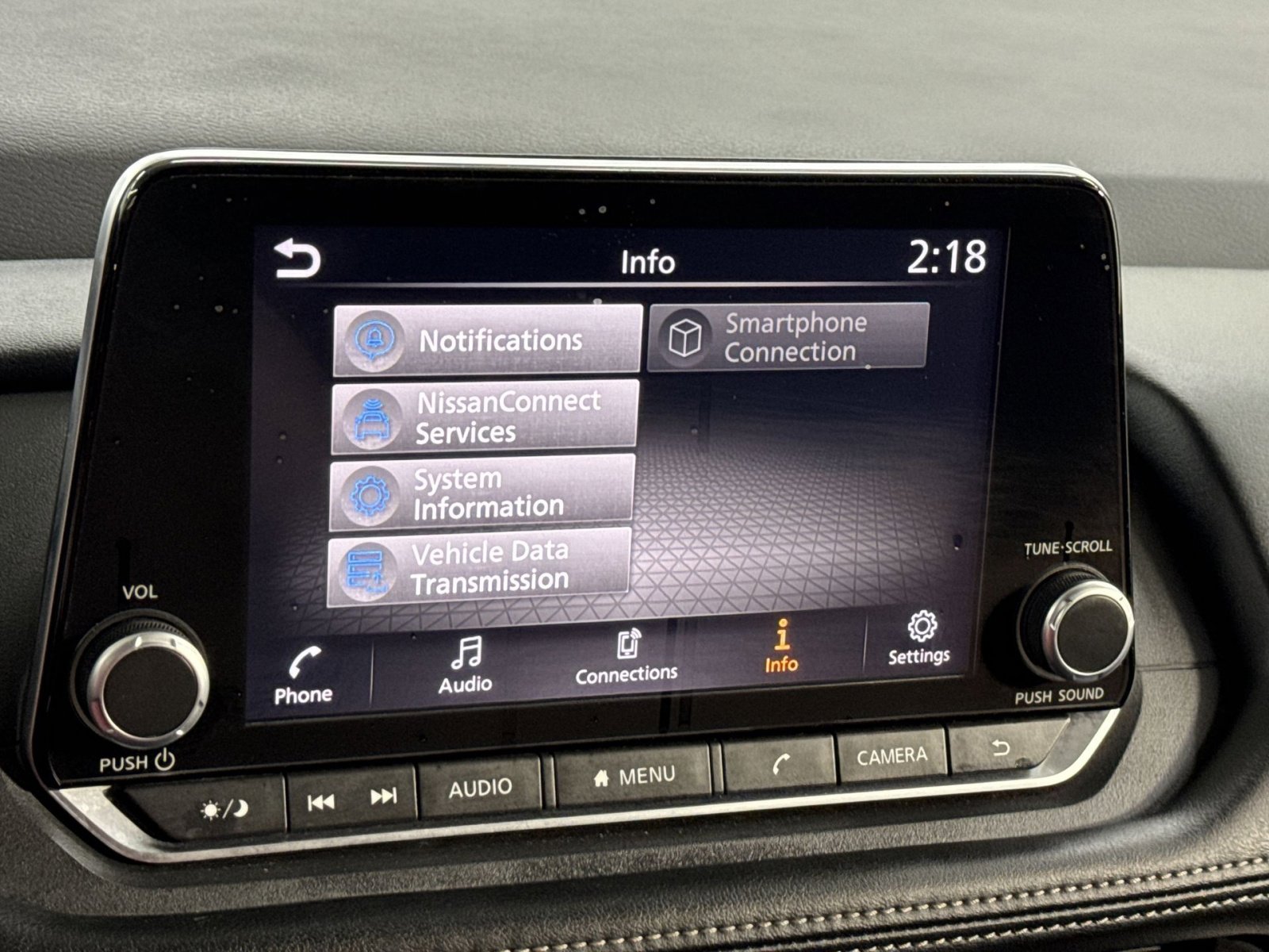 Used 2024 Nissan Rogue SV image 23