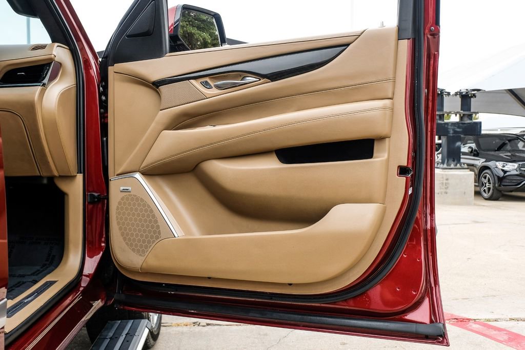Used 2019 Cadillac Escalade Platinum image 51