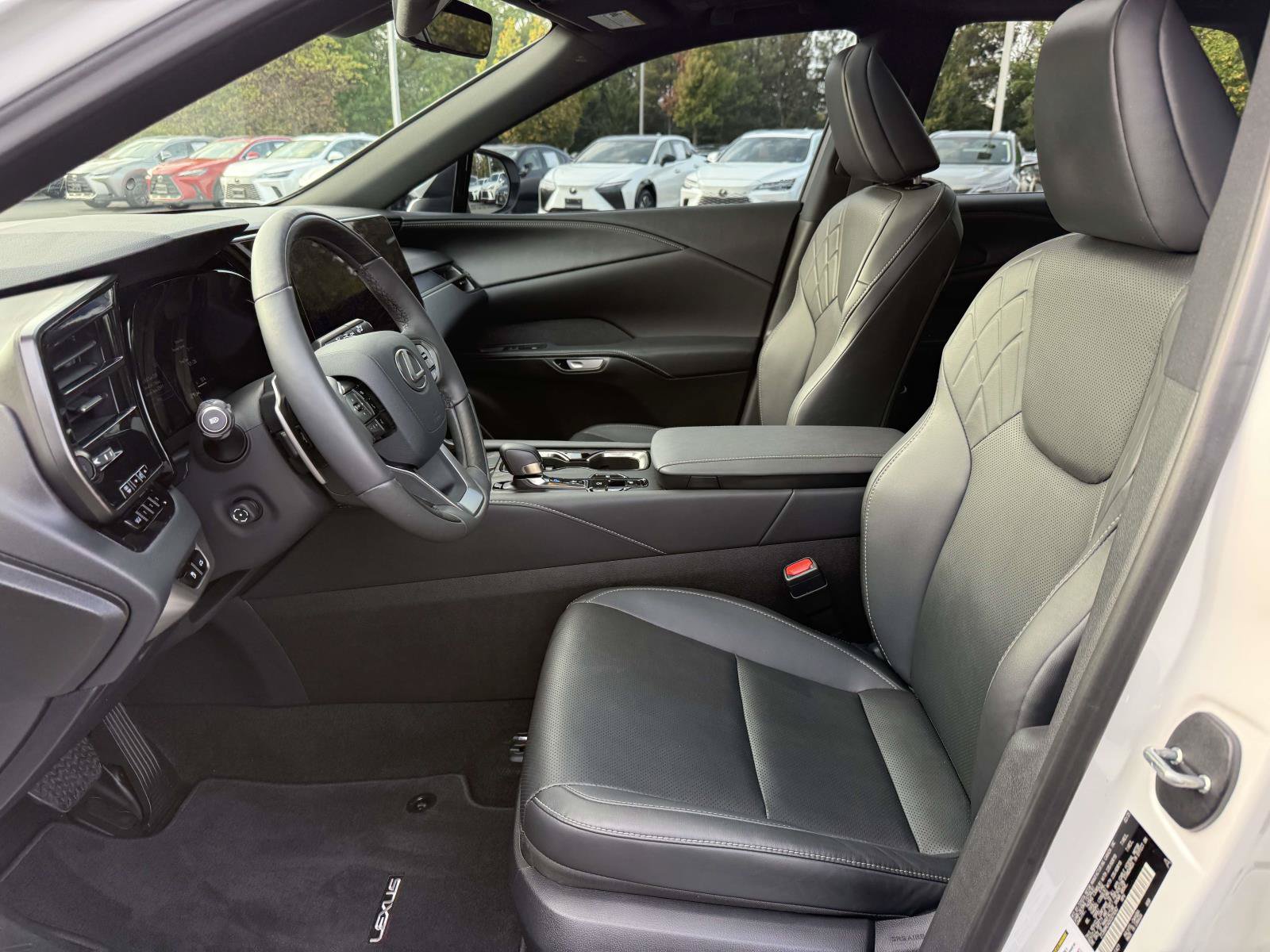 Used 2025 Lexus RX 350h w/ Accessory Package (Z1) AWD/4WD image 13