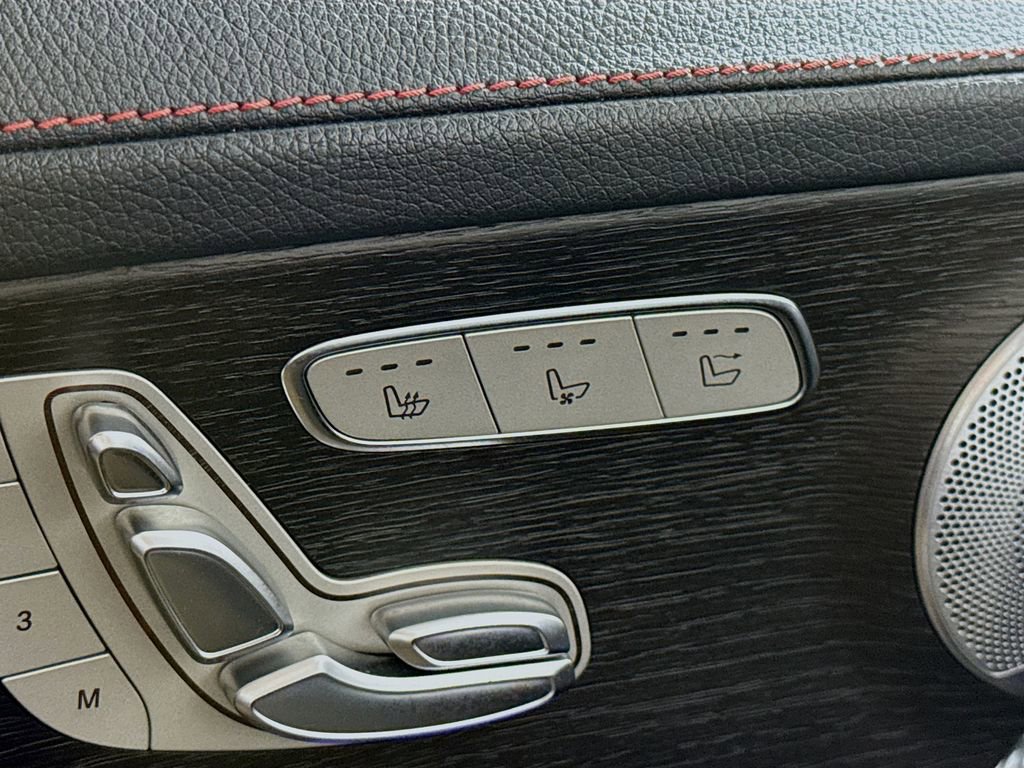 Used 2021 Mercedes-Benz C 63 AMG Cabriolet image 12