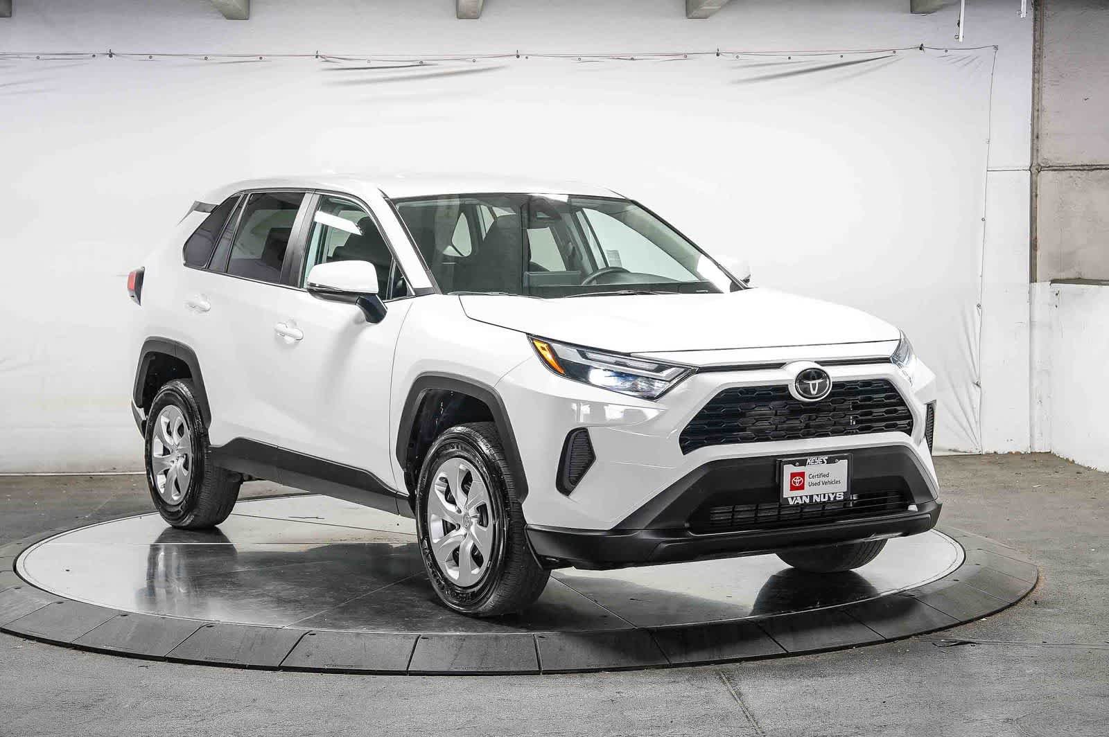Certified 2023 Toyota RAV4 LE FWD image 6