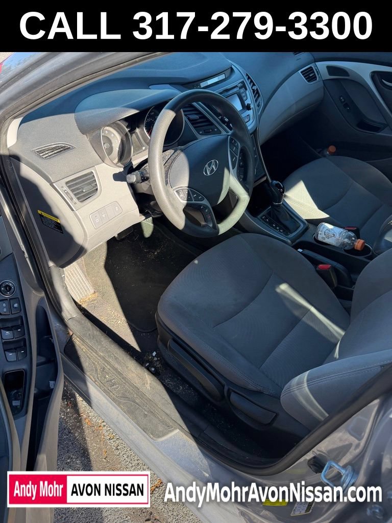 Used 2016 Hyundai Elantra SE w/ Option Group 02 FWD image 7