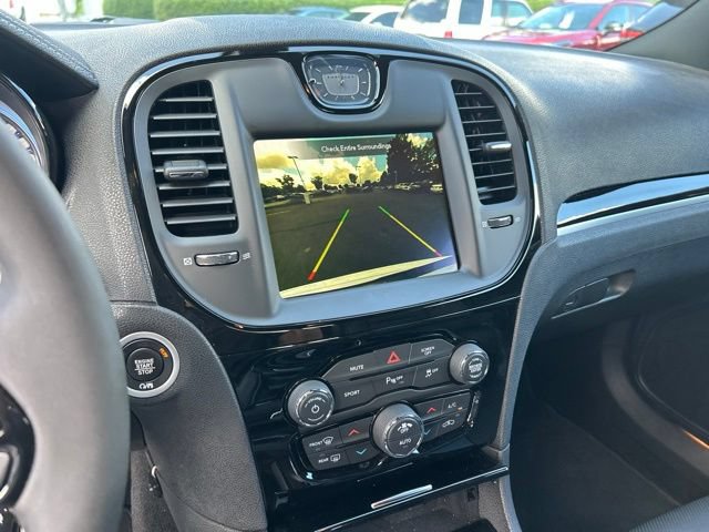 Used 2022 Chrysler 300 S w/ Comfort Group RWD image 23