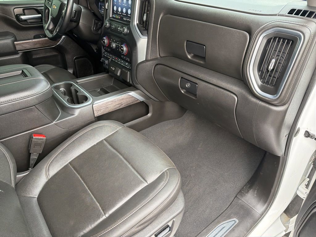 Used 2022 Chevrolet Silverado 2500 LTZ w/ LTZ Convenience Package image 31