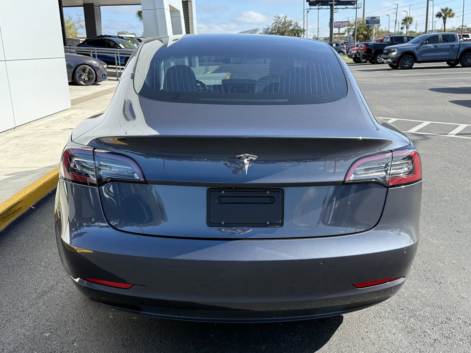 Used 2020 Tesla Model 3 Standard Range image 5