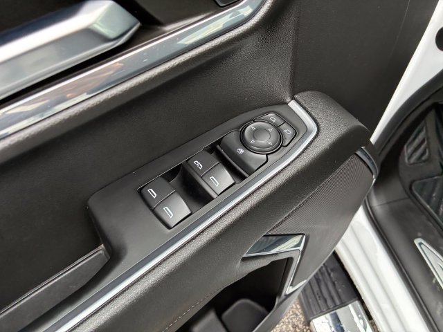 Used 2024 Chevrolet Silverado 1500 LT AWD/4WD image 20