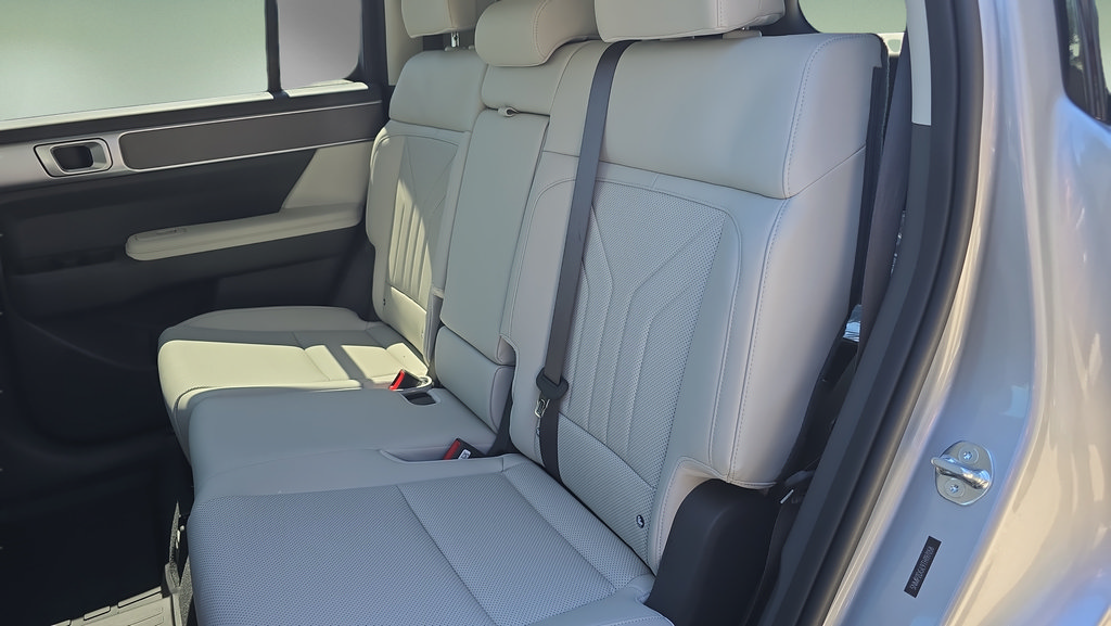 New 2026 Hyundai Santa Fe SEL AWD/4WD image 27