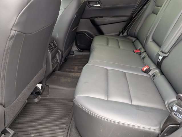 Used 2025 Nissan Rogue SL w/ SL Premium Package FWD image 29