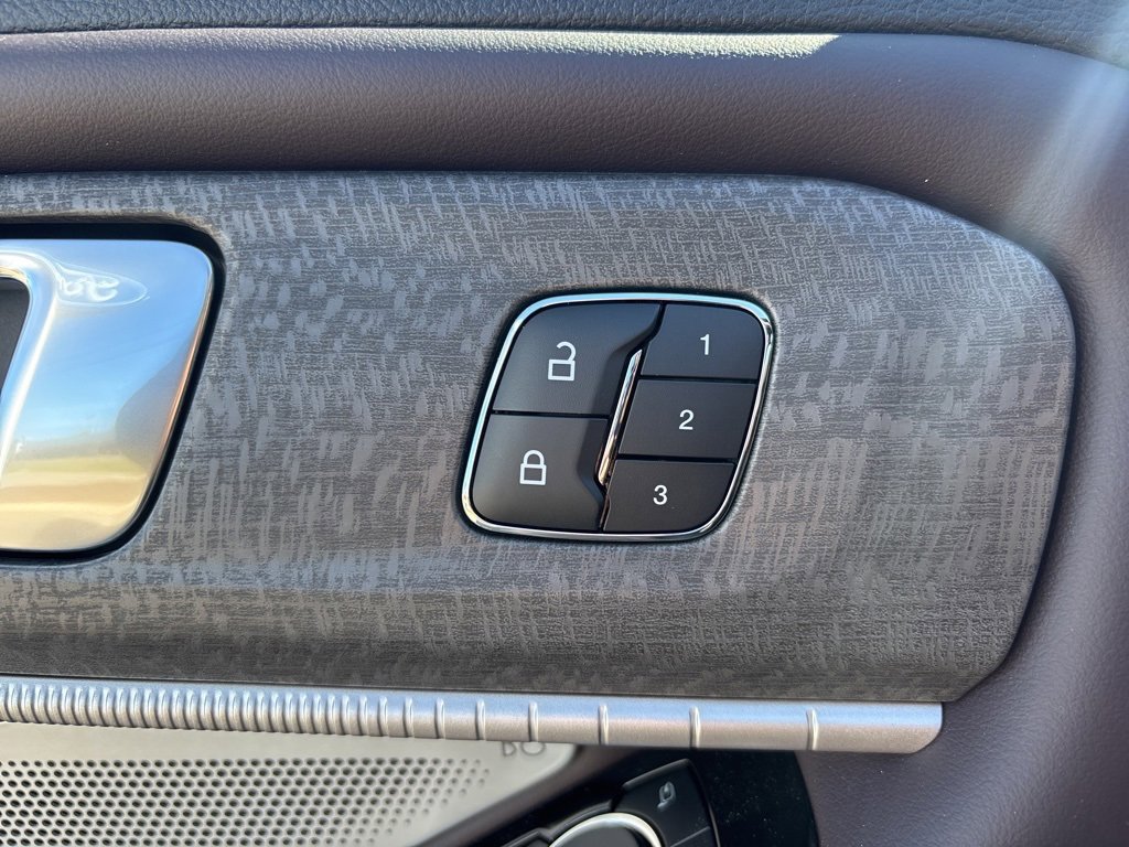 New 2026 Ford Explorer Platinum image 19